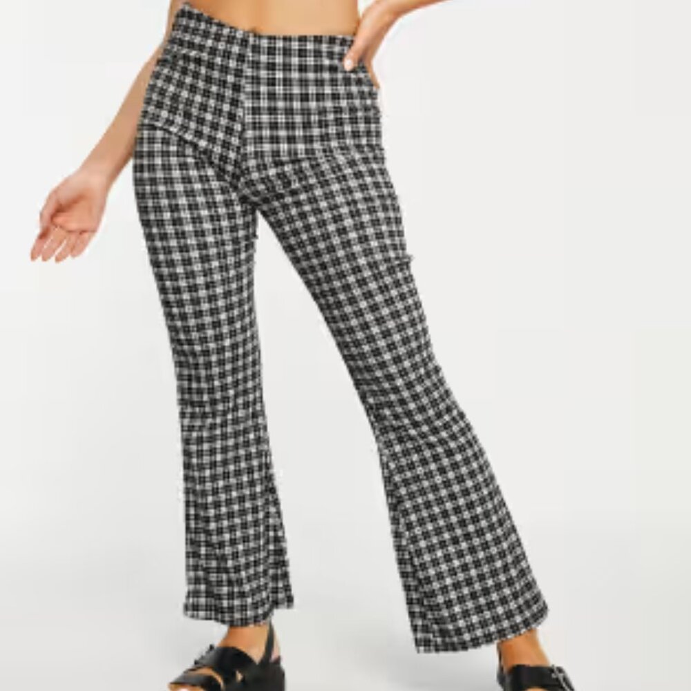 New Look Plaid Flare Leg Pants 8 Petite Black Stretch Pull On Style